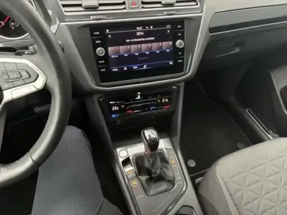 Photo 13 Volkswagen Tiguan  2.0 TDI 150ch Life Plus DSG7