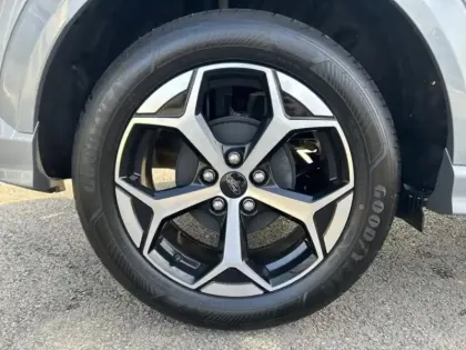 Photo 8 Ford Puma  1.0 EcoBoost Hybrid 125ch ST-Line S&S Powershift