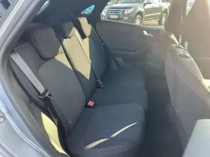 Photo 11 Ford Puma  1.0 EcoBoost Hybrid 125ch ST-Line S&S Powershift