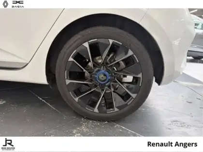 Photo 7 Renault Clio  1.6 E-Tech 145ch full hybrid esprit Alpine - 24