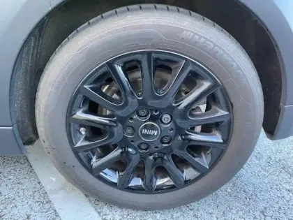 Photo 8 Mini Mini  Cooper 136ch Edition Premium Plus BVA7