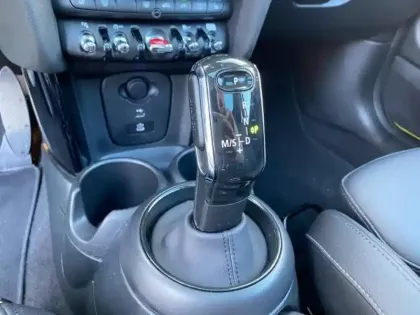 Photo 14 Mini Mini  Cooper 136ch Edition Premium Plus BVA7