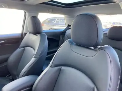 Photo 7 Mini Mini  Cooper 136ch Edition Premium Plus BVA7