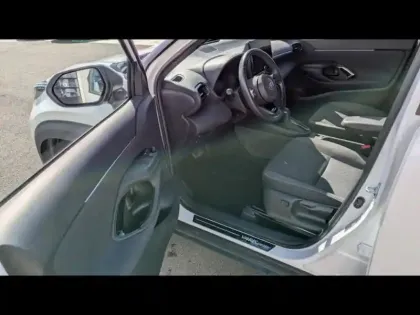 Photo 12 Toyota Yaris  Cross 130h Design MC24