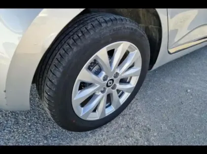 Photo 12 Renault Clio  1.0 TCe 90ch Evolution