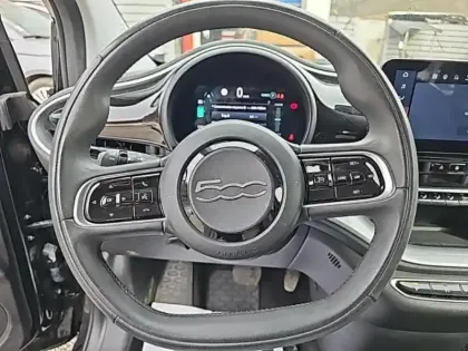 Photo 12 Fiat 500  e 118ch Icône