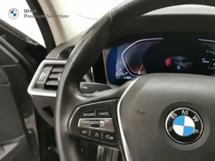 Photo 8 BMW Serie 3 Série 3 316dA MH 122ch Business Design