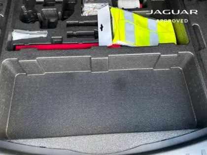 Photo 11 Jaguar E-Pace  2.0D 150ch