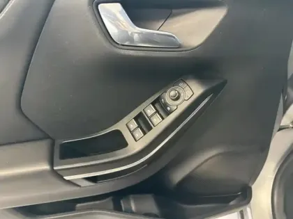 Photo 13 Ford Puma  1.0 Flexifuel 125ch S&S mHEV  ST-Line Vignale