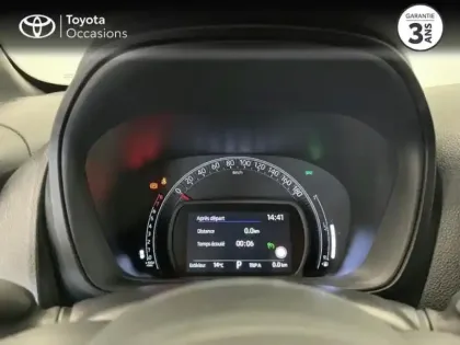 Photo 13 Toyota Aygo  X 1.0 VVT-i 72ch Design S-CVT