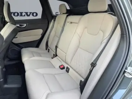 Photo 14 Volvo Xc60  T6 Hybride Rechargeable 350ch Ultra Style Dark Geartronic 8 AWD