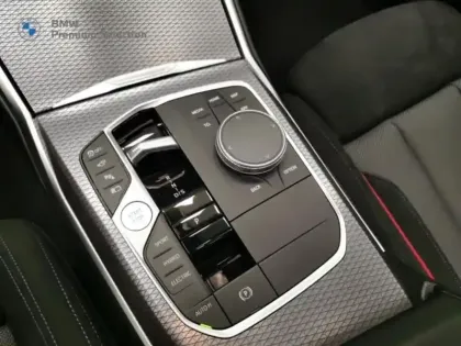 Photo 8 BMW Serie 3 Série 3 330eA xDrive 292ch M Sport