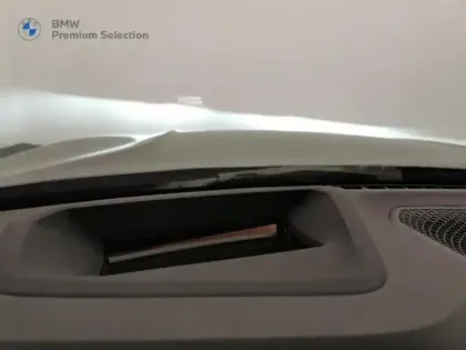 Photo 10 BMW Serie 3 Série 3 330eA xDrive 292ch M Sport