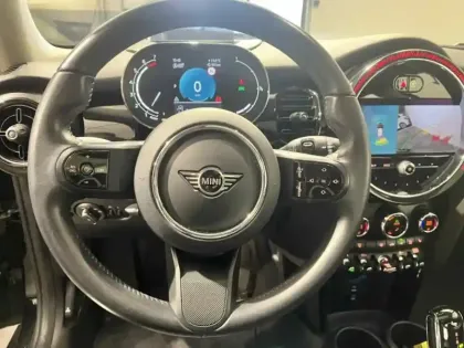 Photo 5 Mini Mini  Cooper 136ch Edition Premium Plus BVA7