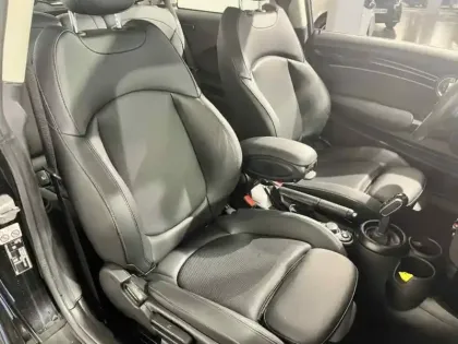 Photo 8 Mini Mini  Cooper 136ch Edition Premium Plus BVA7