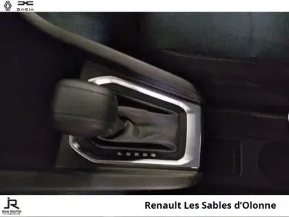 Photo 5 Renault Clio  1.6 E-Tech hybride 145ch Equilibre