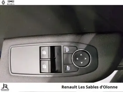 Photo 13 Renault Clio  1.6 E-Tech hybride 145ch Equilibre