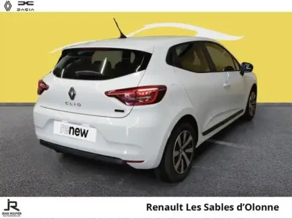 Photo 11 Renault Clio  1.6 E-Tech hybride 145ch Equilibre