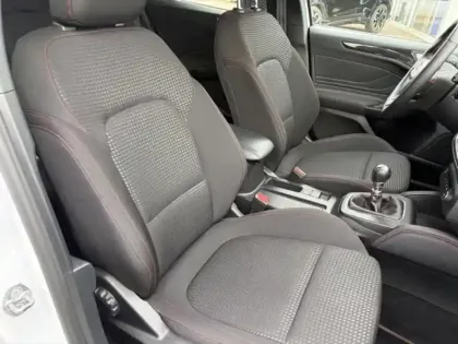 Photo 10 Ford Focus  1.0 Flexifuel mHEV 125ch ST-Line X