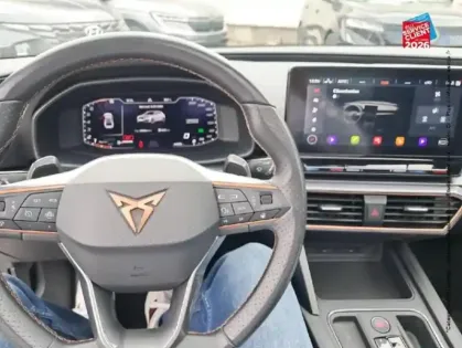 Photo 29 Cupra Leon  1.5 eTSI Hybrid 150ch V DSG7 Siege chauf Camera