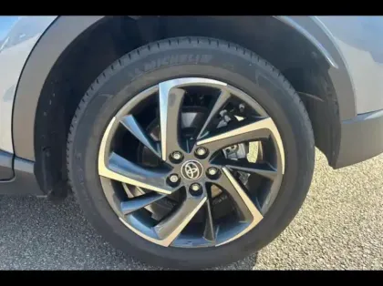 Photo 11 Toyota C-HR  2.0 Hybride 184ch Dynamic Ultimate E-CVT