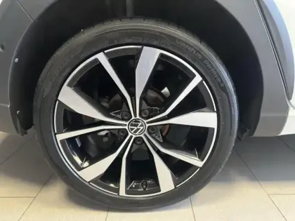 Photo 8 Volkswagen Taigo  1.5 TSI 150ch R-Line DSG7