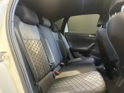 Photo 11 Volkswagen Taigo  1.5 TSI 150ch R-Line DSG7