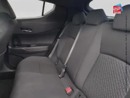 Photo 10 Toyota C-HR  2.0 Hybride 184ch Design Ultimate E-CVT