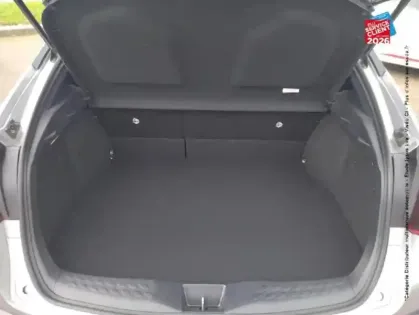 Photo 13 Toyota C-HR  2.0 Hybride 184ch Design Ultimate E-CVT