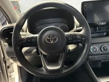 Photo 5 Toyota Yaris  120 VVT-i Dynamic Business 5p MC24