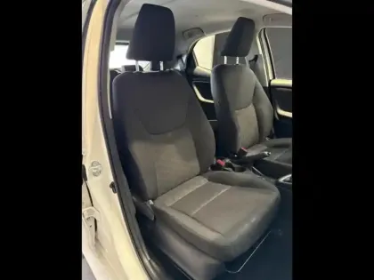 Photo 14 Toyota Yaris  120 VVT-i Dynamic Business 5p MC24