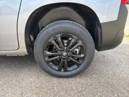 Photo 10 Citroën Berlingo Gén. III Ph2 MAX 5