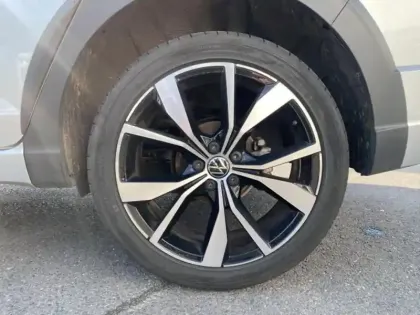 Photo 12 Volkswagen Taigo  1.0 TSI 116ch R-Line Edition DSG7