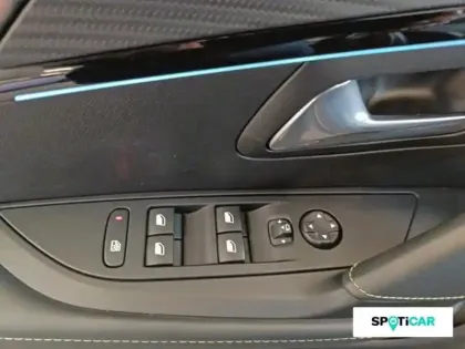 Photo 14 Peugeot 208  1.2 PureTech 100ch S&S GT EAT8