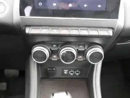 Photo 10 Renault Captur  1.3 TCe 160ch FAP Intens EDC -21