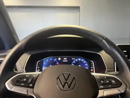 Photo 14 Volkswagen T-cross  1.0 TSI 116ch R-Line Edition DSG7