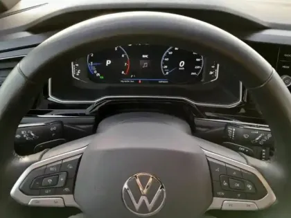 Photo 13 Volkswagen Taigo  1.5 TSI 150ch R-Line DSG7