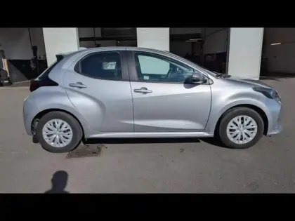 Photo 6 Toyota Yaris  116h Dynamic 5p MC24