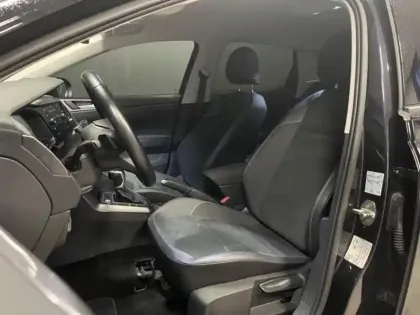 Photo 12 Volkswagen Taigo  1.0 TSI 110ch Style DSG7