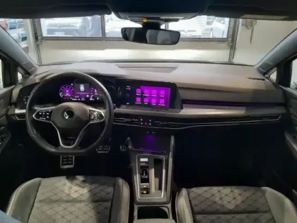 Photo 11 Volkswagen Golf Gén. VIII Ph1 R-Line 5