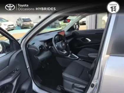 Photo 10 Toyota Yaris  Cross 116h Dynamic Business AWD-i + Programme Beyond Zero Academy MY22