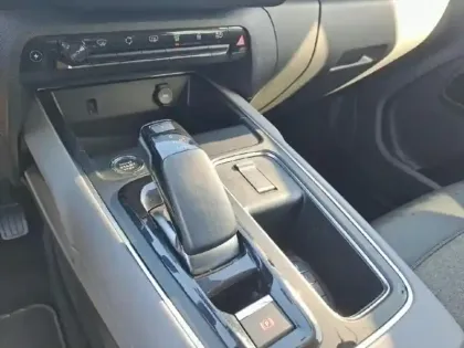 Photo 14 Citroën C5 aircross  Hybrid rechargeable 225ch Shine Pack ë-EAT8