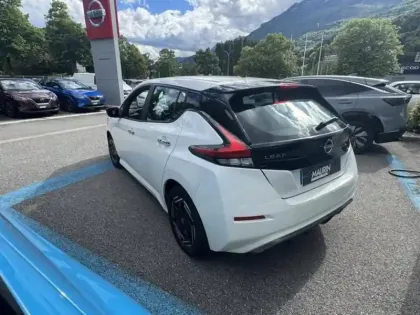 Photo 7 Nissan Leaf  150ch 40kWh Acenta 22