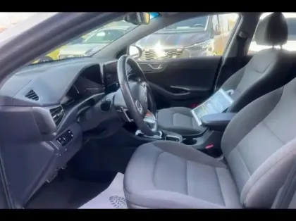 Photo 9 Hyundai Ioniq  Hybrid 141ch Creative