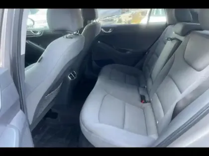 Photo 10 Hyundai Ioniq  Hybrid 141ch Creative