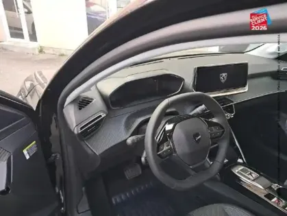 Photo 14 Peugeot 208  1.2 Hybrid 145ch Allure e-DCS6 Siege chauf