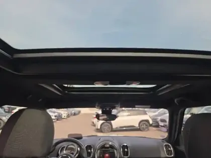 Photo 14 Mini Countryman Gén. II (F60) Ph1 NG Business 5