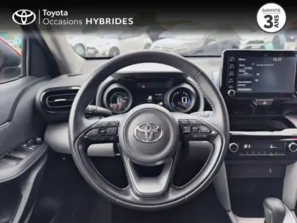 Photo 8 Toyota Yaris Gén. I Ph1 Dynamic 5