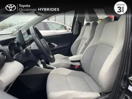 Photo 10 Toyota Yaris  116h Iconic 5p MY22