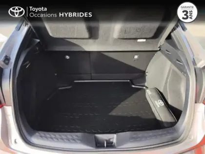 Photo 9 Toyota C-HR  1.8 Hybride 122ch Dynamic E-CVT